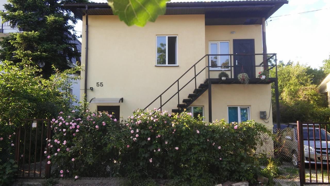 Bambukovyi Gai Apartamento Kiev Exterior foto